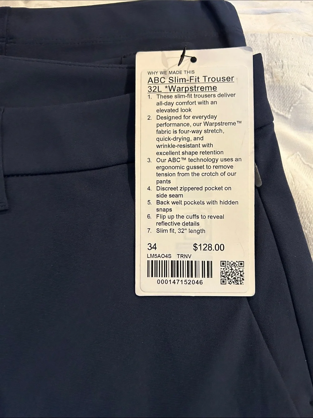 i ABC Slim-Fit Trouser in Navy lululemon
